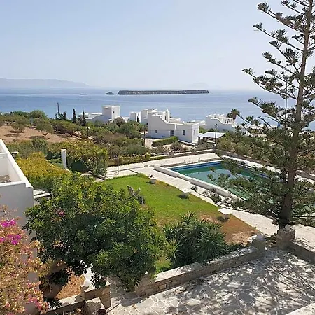 Silver Rocks Hotel